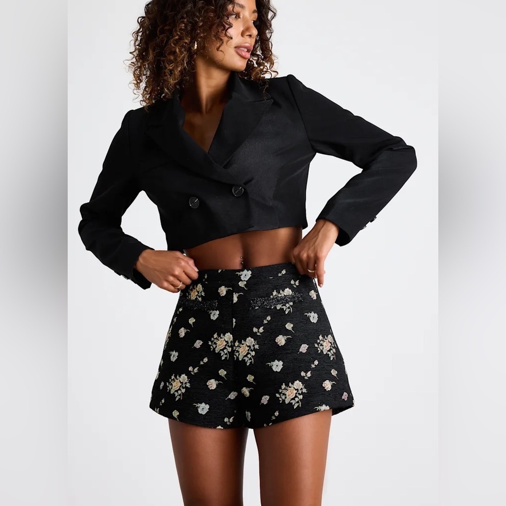 Black Floral Jacquard High-Rise Micro Shorts - Picture 3 of 4